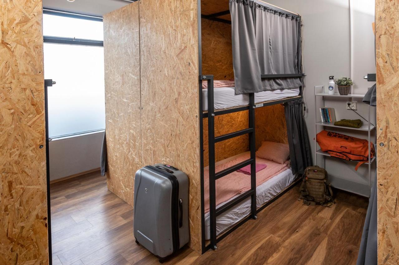 Vibrant Iceland Hostel Hafnarfjordur Ngoại thất bức ảnh